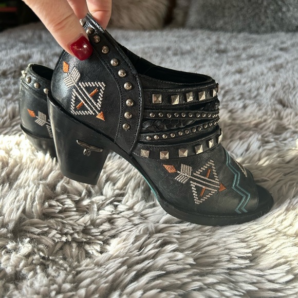 Lane Aztec Peep Toe - Picture 1 of 8